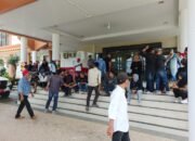 Wartawan Geruduk Kantor Bupati Tanggamus, Soroti Ketidakjelasan Kerja Sama Media.