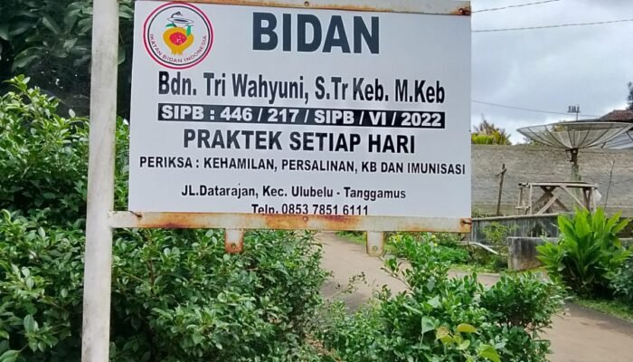 Surat izin praktek bidan (SIPB) atas nama bidan TW jelas tidak ada permasalahan.