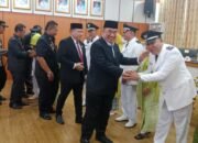 Bupati Tanggamus Lantik 5 PAW Kepala Pekon Terpilih.
